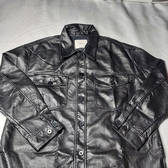 The GANNA Aritzia Leather Shirt Jacket - Picture 6 of 10